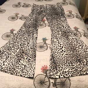 Leopard flair pants